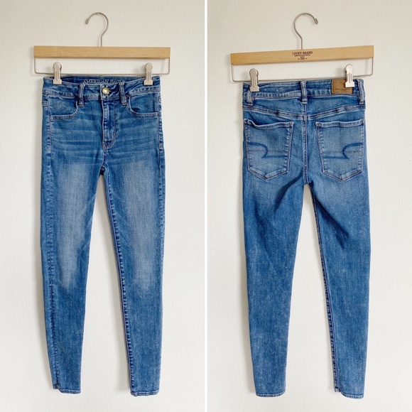 American Eagle Outfitters Denim - American Eagle Hi-Rise Jeggings Light Wash 00